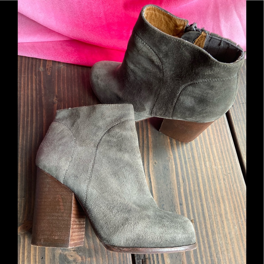 Jeffrey Campbell Hanger Suede Booties - Picture 6 of 7